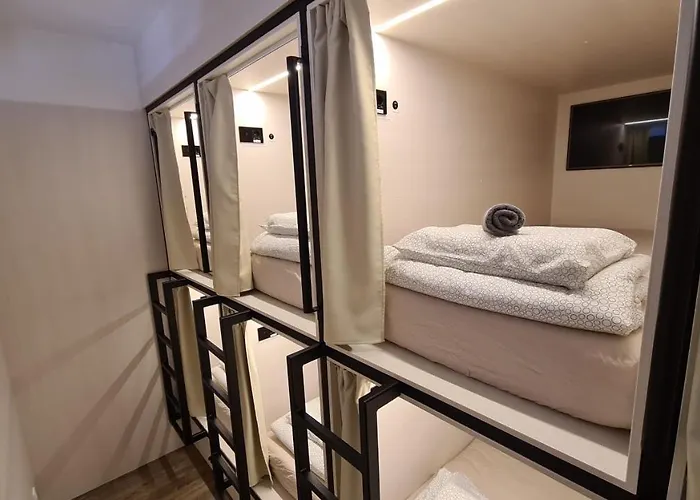 Hostel Cabin Hostel *