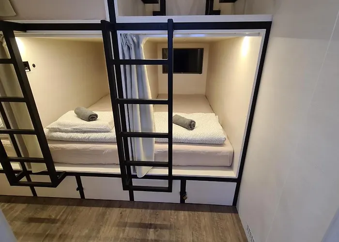 Albergue Cabin Hostel